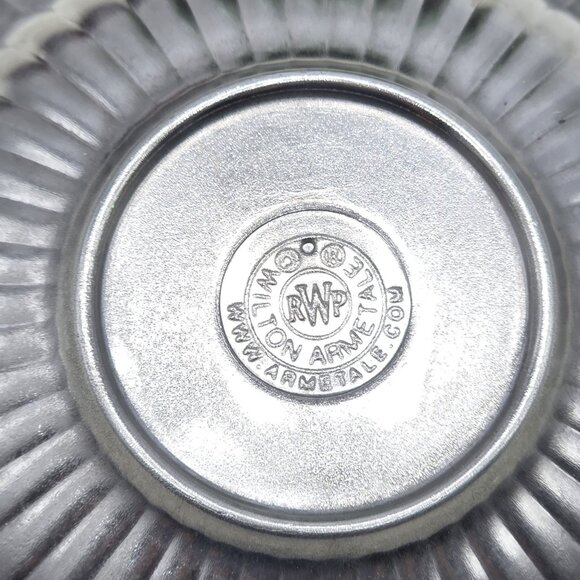 Wilton Armetale Flutes Pearls 6 in Round Dipping Bowl Silver Dip Aluminum NEW - Picture 5 of 11
